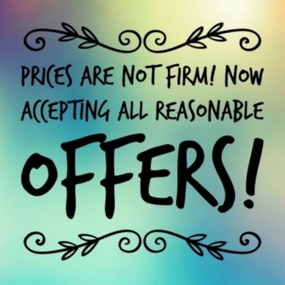 CLOSING CLOSET! Bundle for free shipping! - Picture 1 of 1